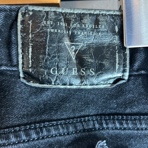 Guess Slim Tapered Destroyed Black Denim Size 30 x 32 - Picture 6 of 13